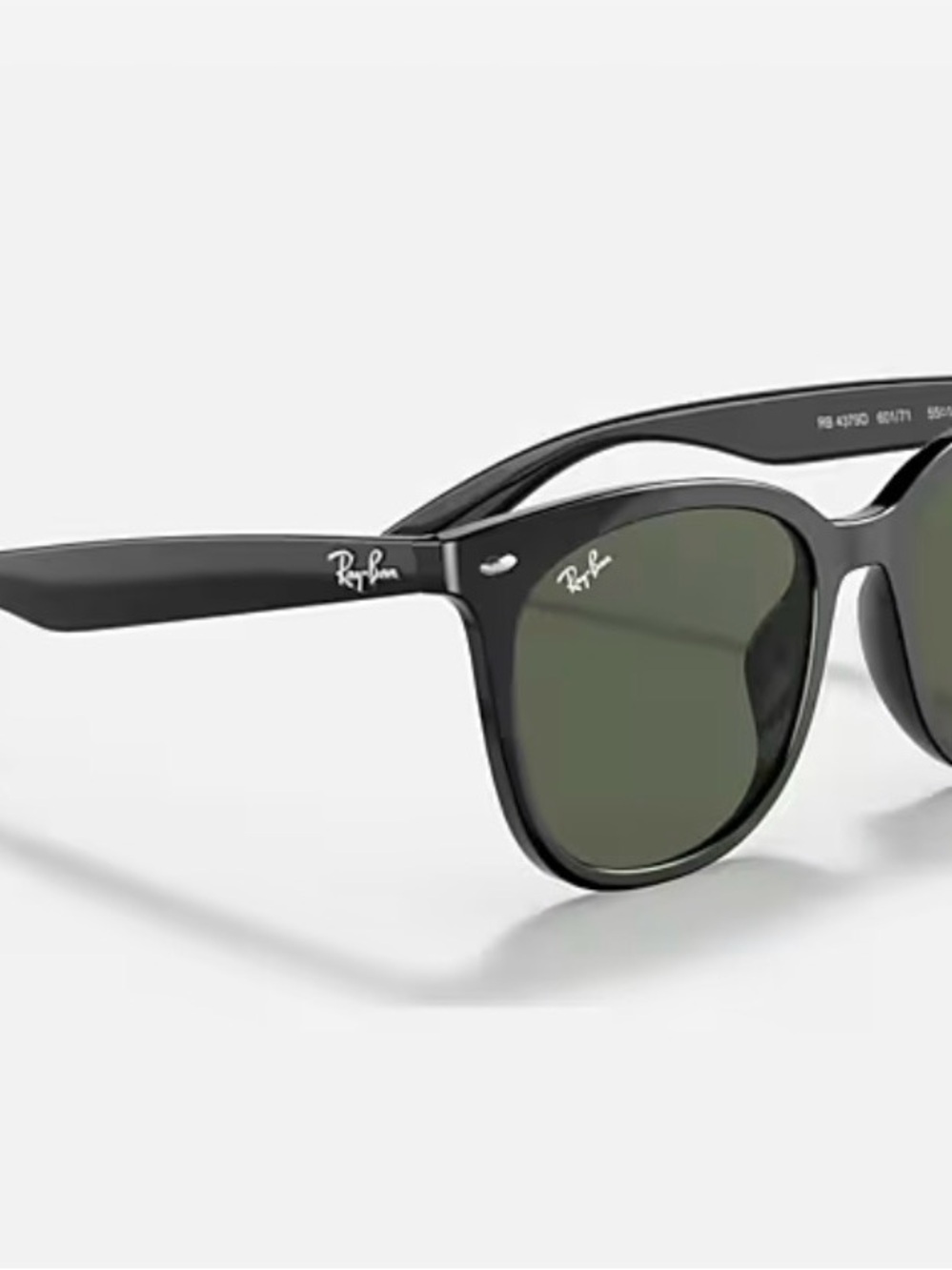 Ray-Ban Black Sunglasses with Gray Case Interior - Picture 4 of 9